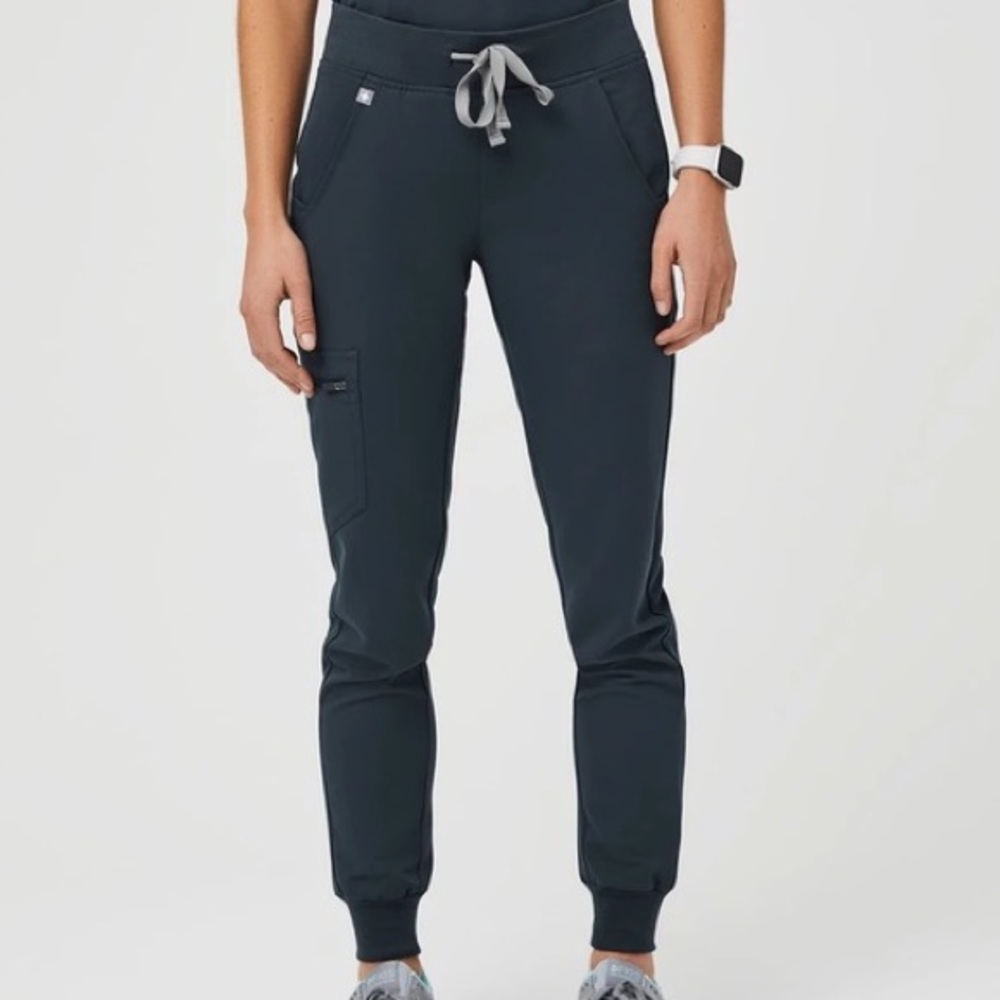 Figs - Dark Harbor - Zamora Scrub Pants - NWT (PETITE)